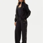 ΓΥΝΑΙΚΕΙΟ ΣΕΤ ΦΟΡΜΑΣ ΜΕ ΖΑΚΕΤΑ ΚΑΙ ΣΤΡΑΣ GUESS OCTAVIA V5BQ15KCX22